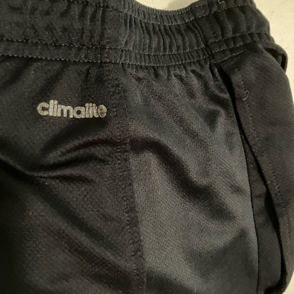Adidas Climalite Shorts - Picture 5 of 5